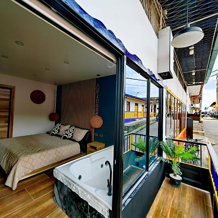 Habitacion Deluxe 2 Con Jacuzzi A 20 Mt Del Parque Σαλέντο Εξωτερικό φωτογραφία