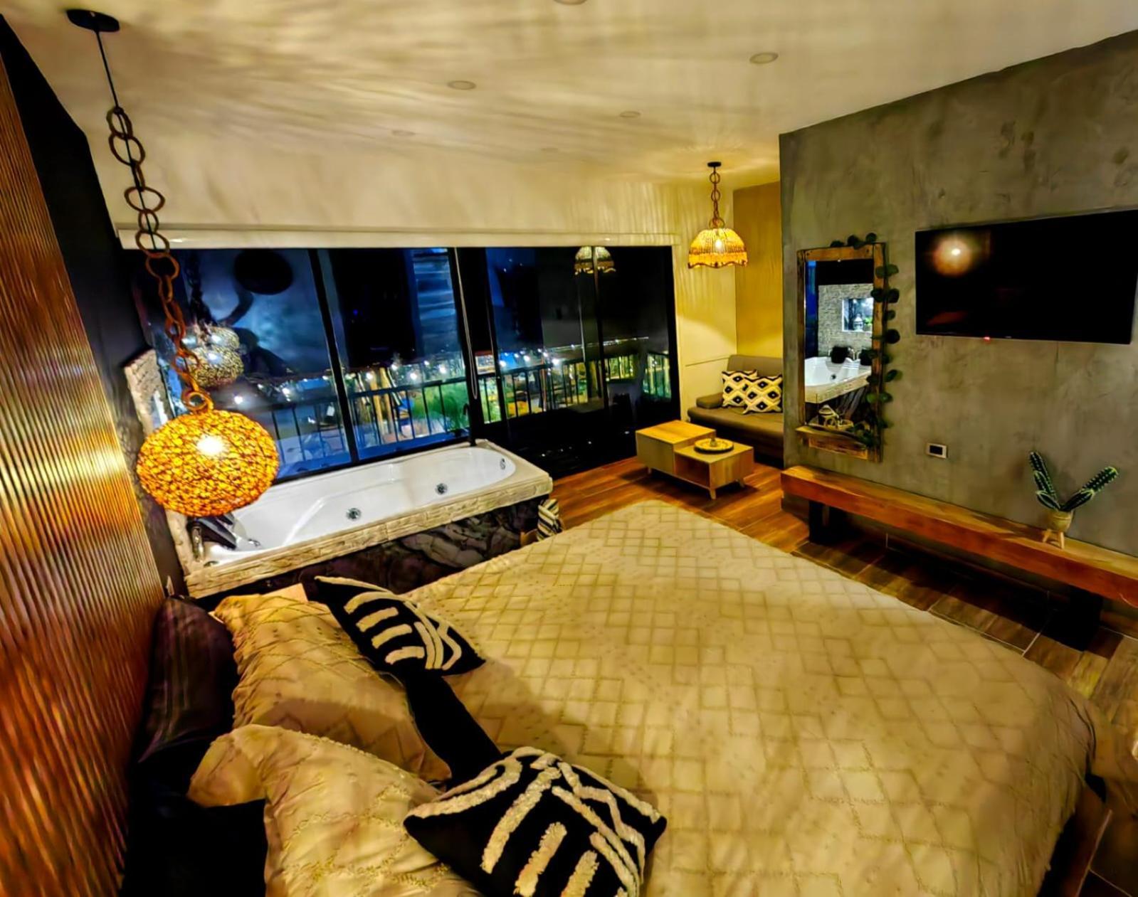 Habitacion Deluxe 2 Con Jacuzzi A 20 Mt Del Parque Σαλέντο Εξωτερικό φωτογραφία